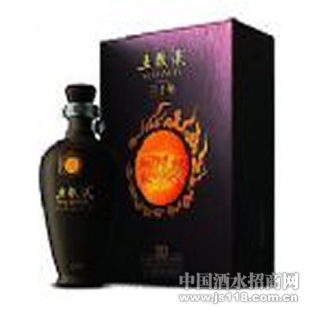 精品五糧液酒 百富門酒業(yè)公司的卓越產(chǎn)品及其市場(chǎng)價(jià)格解析